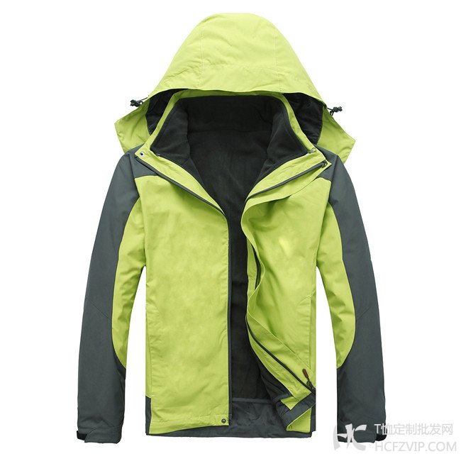 果绿色款防风防水透气冲锋衣