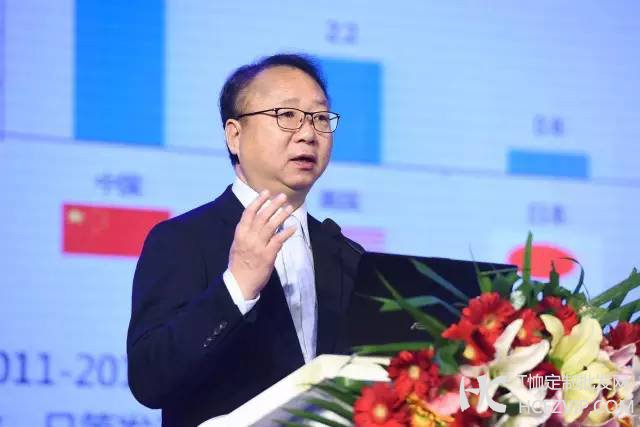 孙瑞哲：构建中国纺织服装行业的新未来